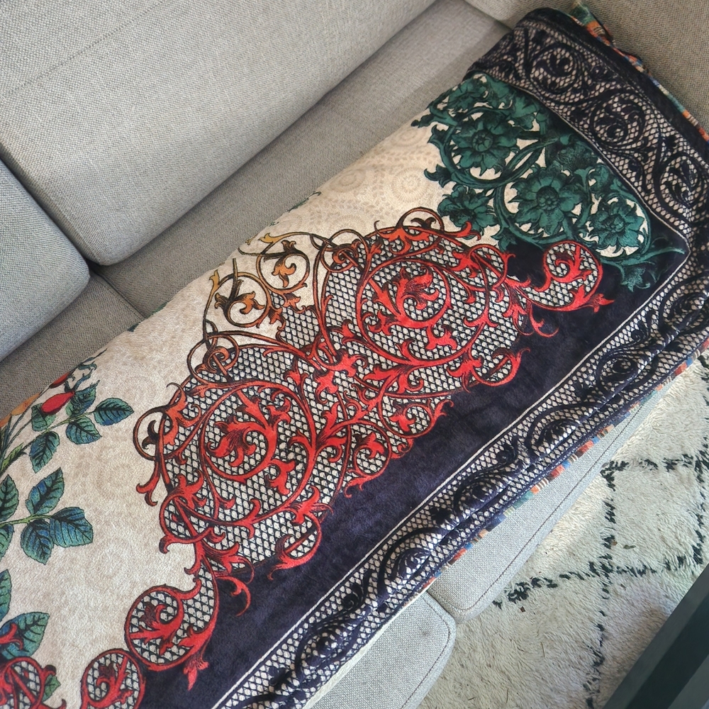 Elegant Multicolor Tapestry Throw Non Smoking Home And Pet Free. Never Used.